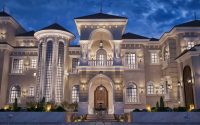 Desain istana untuk rumah